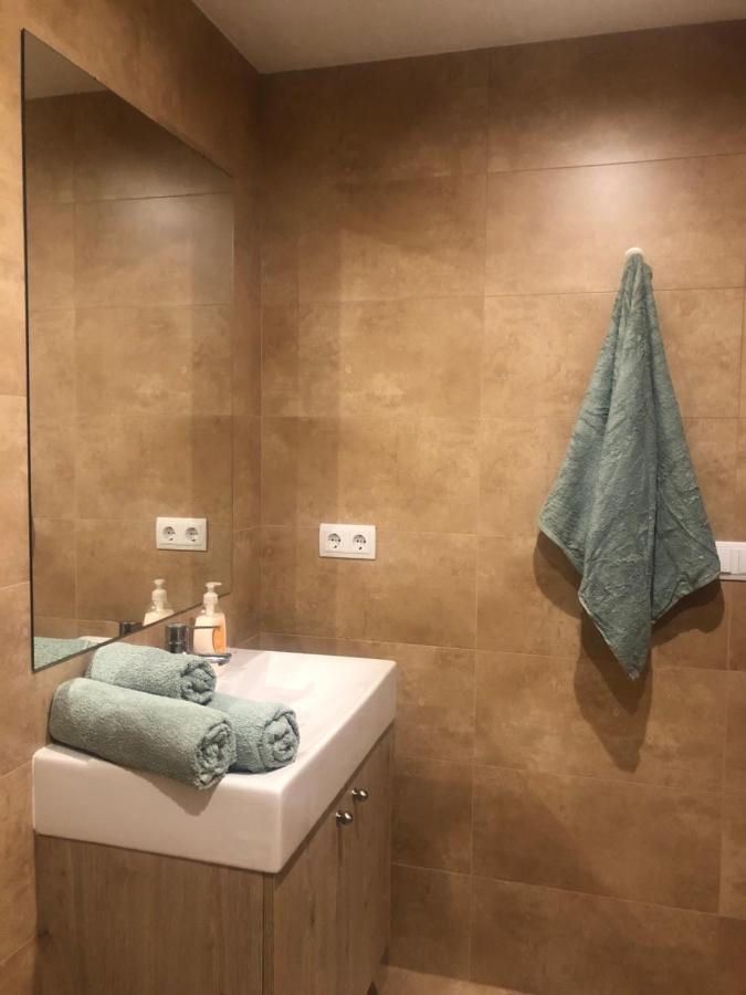 Un Lindo Piso Acogedor Para Desconectar En Sort Ngoại thất bức ảnh